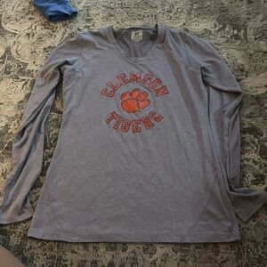 Long sleeve Clemson shirt, v-neck